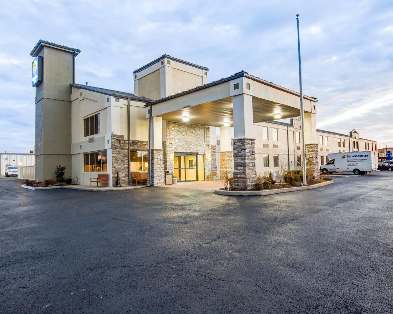 Hotel Muskogee Exterior photo